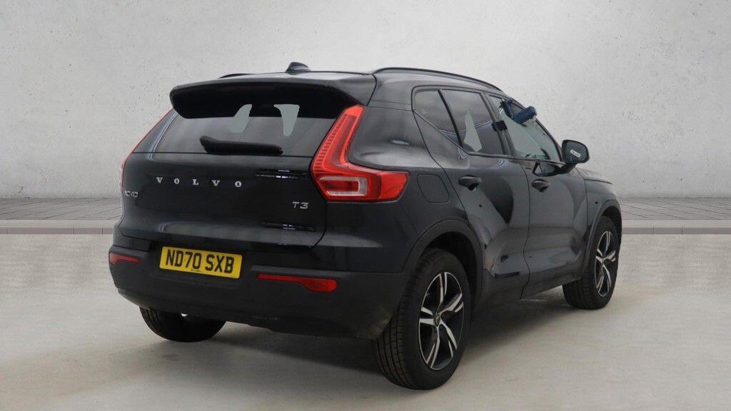 Volvo XC40 - Image 8