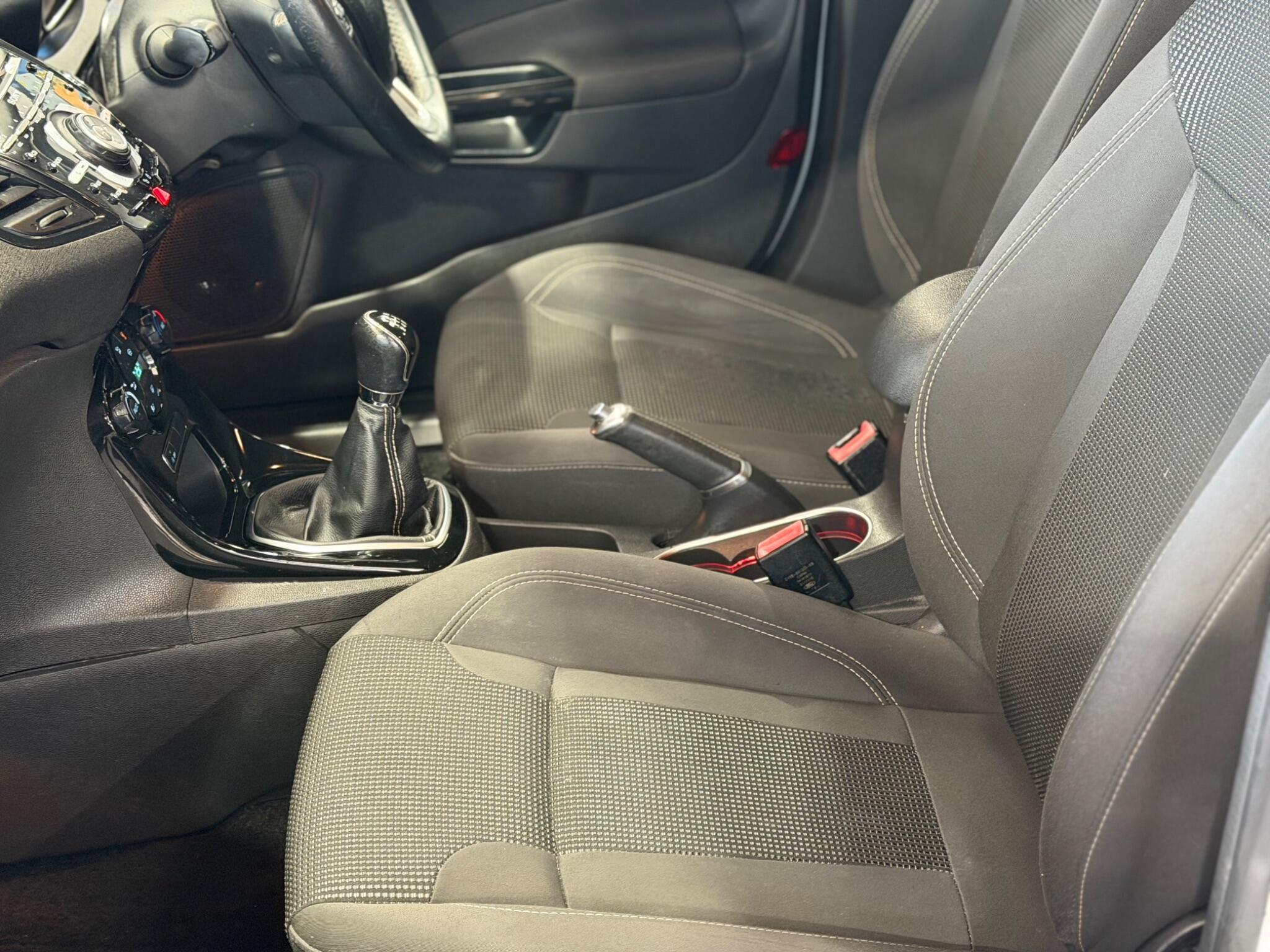Ford Fiesta - Image 34