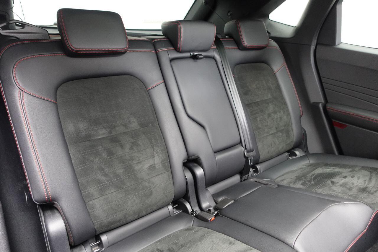 Ford Kuga - Image 20