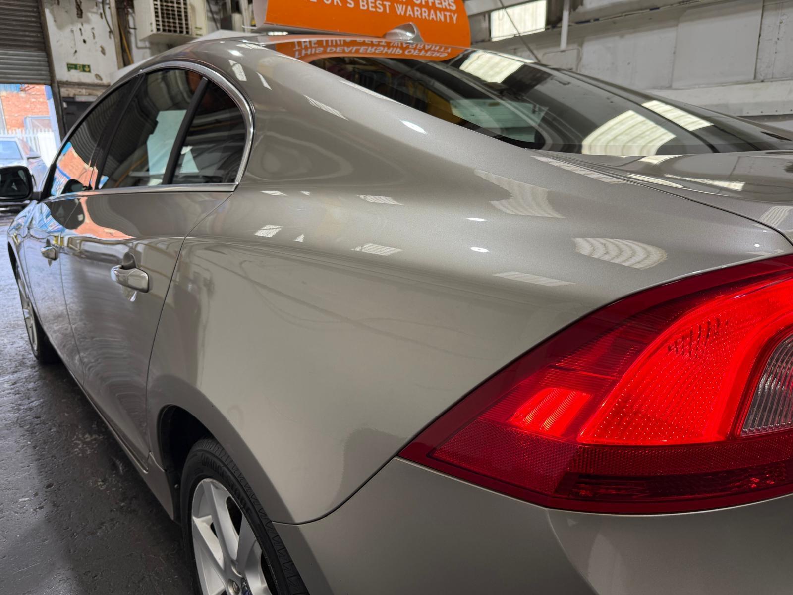 Volvo S60 - Image 15