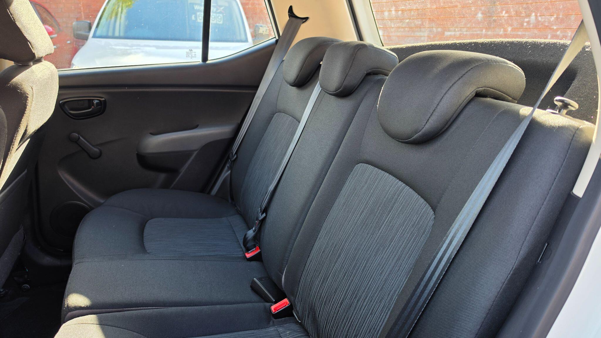 Hyundai i10 - Image 15