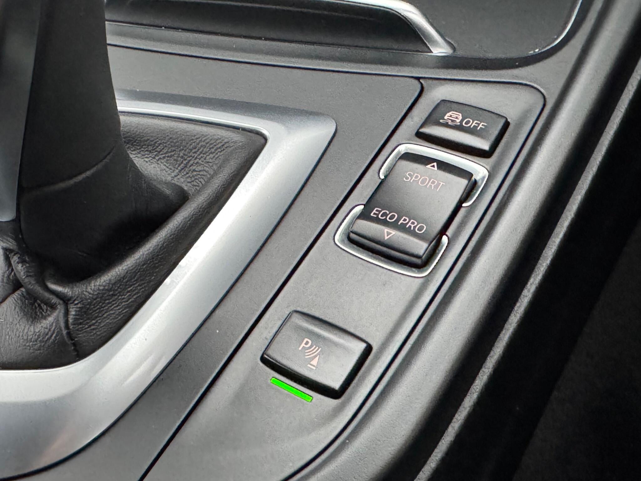 BMW 3 Series - Image 33