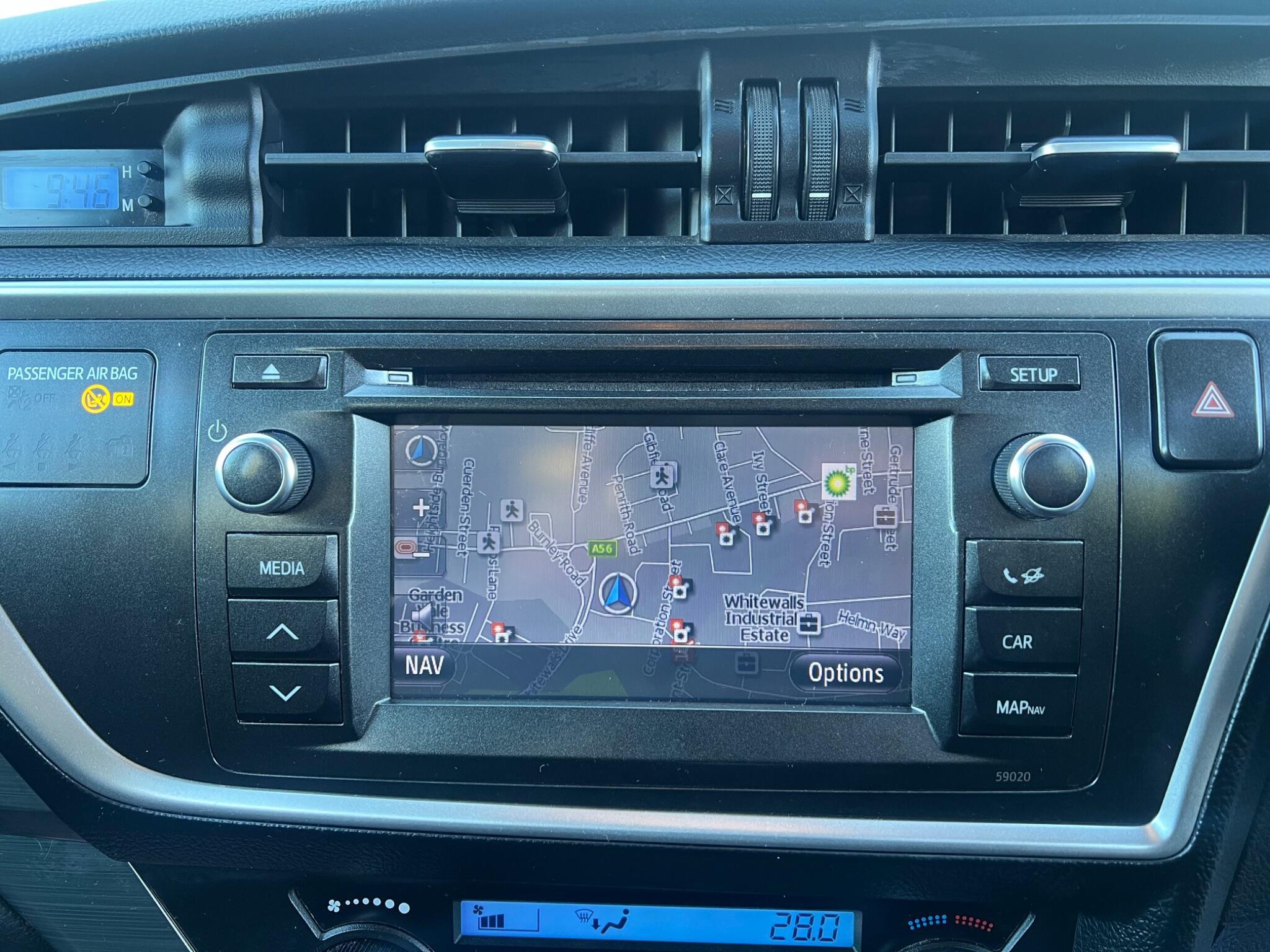 Toyota Auris - Image 19