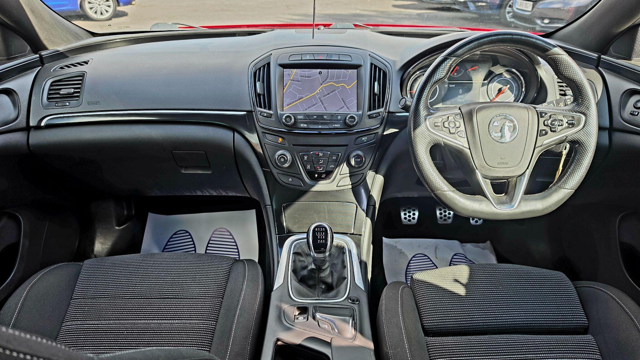 Vauxhall Insignia - Image 20