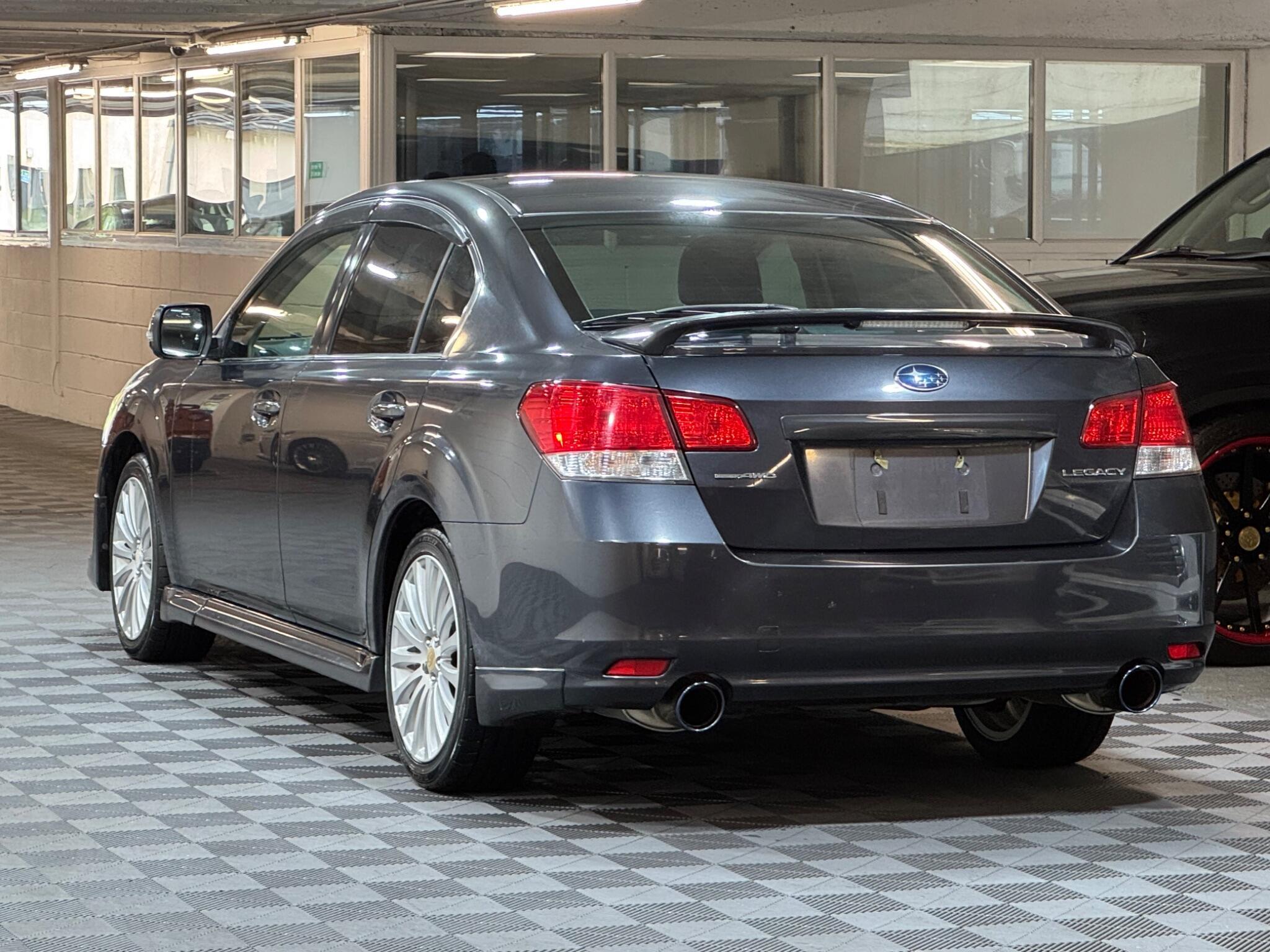 Subaru Legacy - Image 3