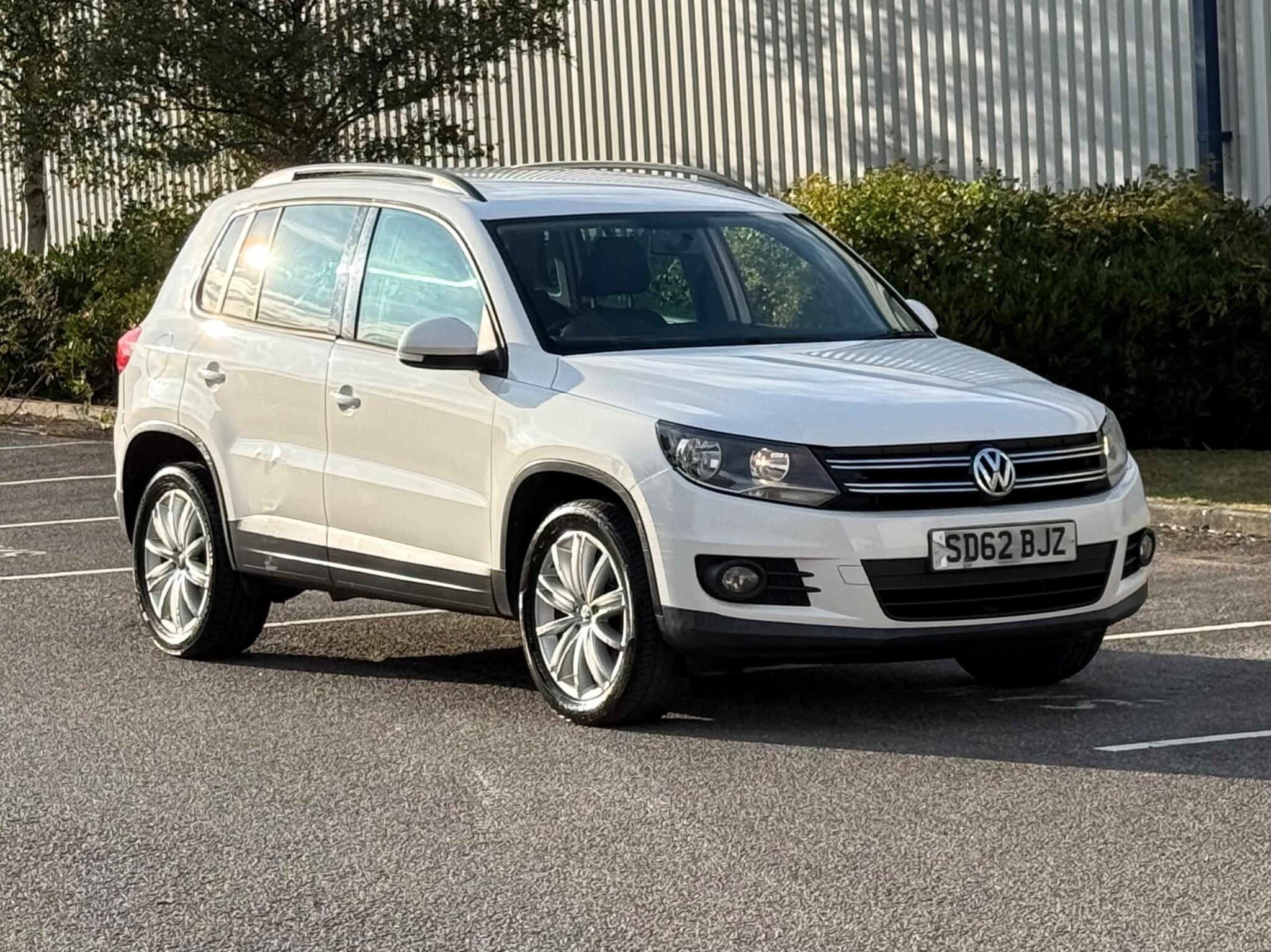 Volkswagen Tiguan - Image 11