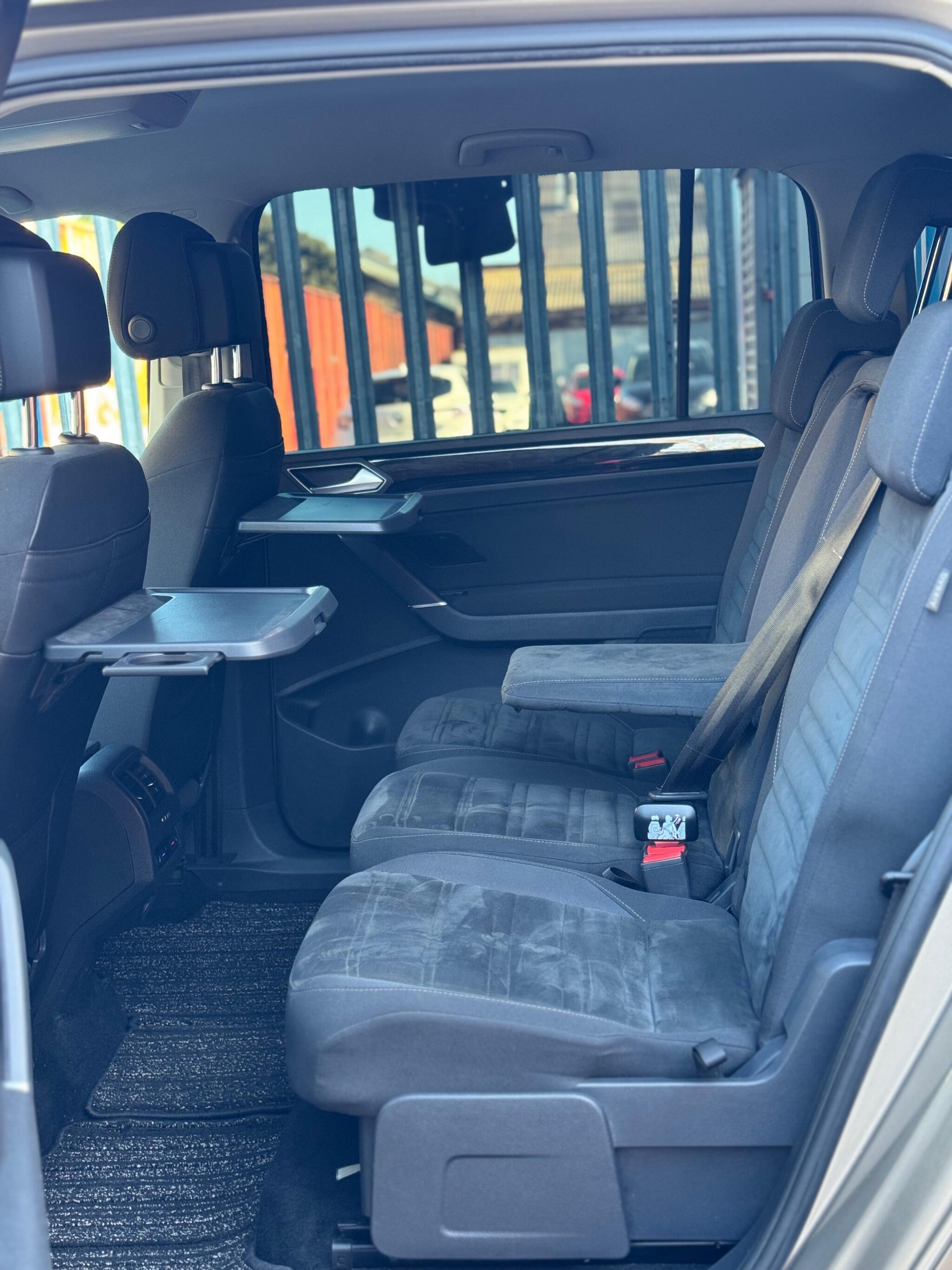 Volkswagen Touran - Image 43