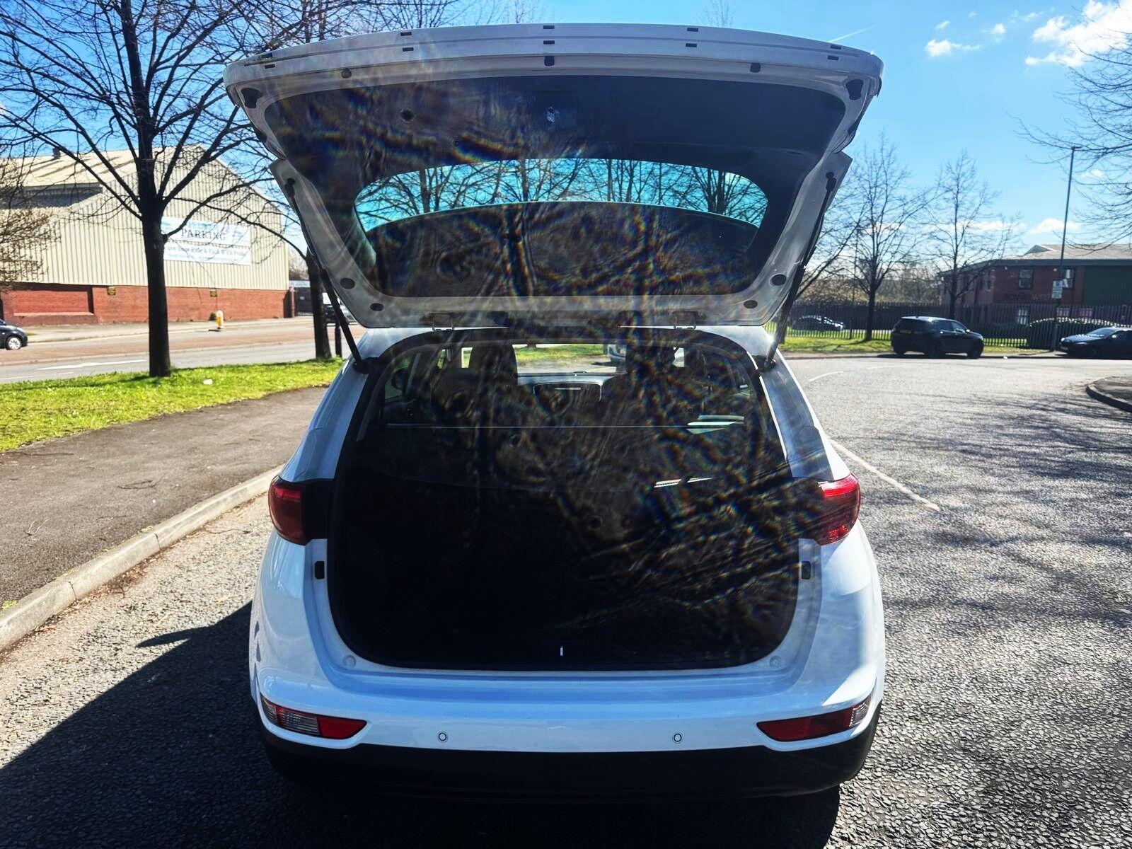 Kia Sportage - Image 33