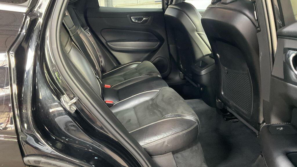 Volvo XC60 - Image 3