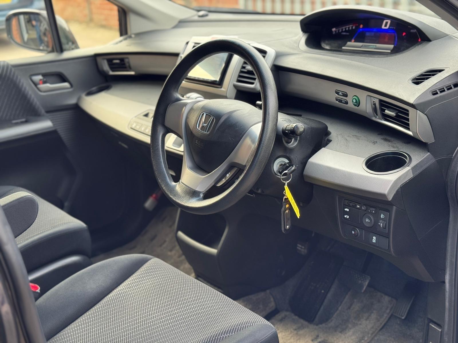 Honda Freed - Image 3