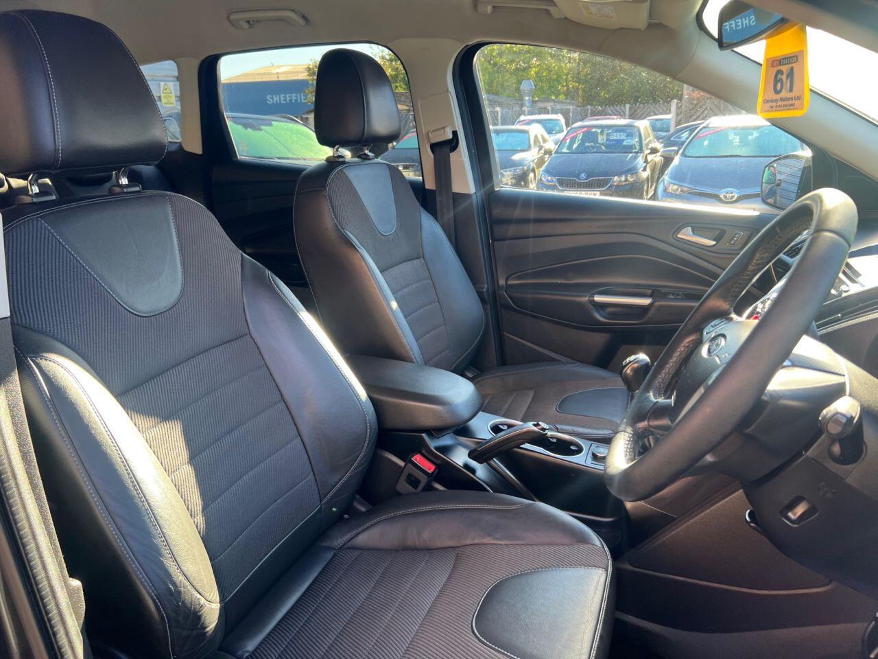 Ford Kuga - Image 14