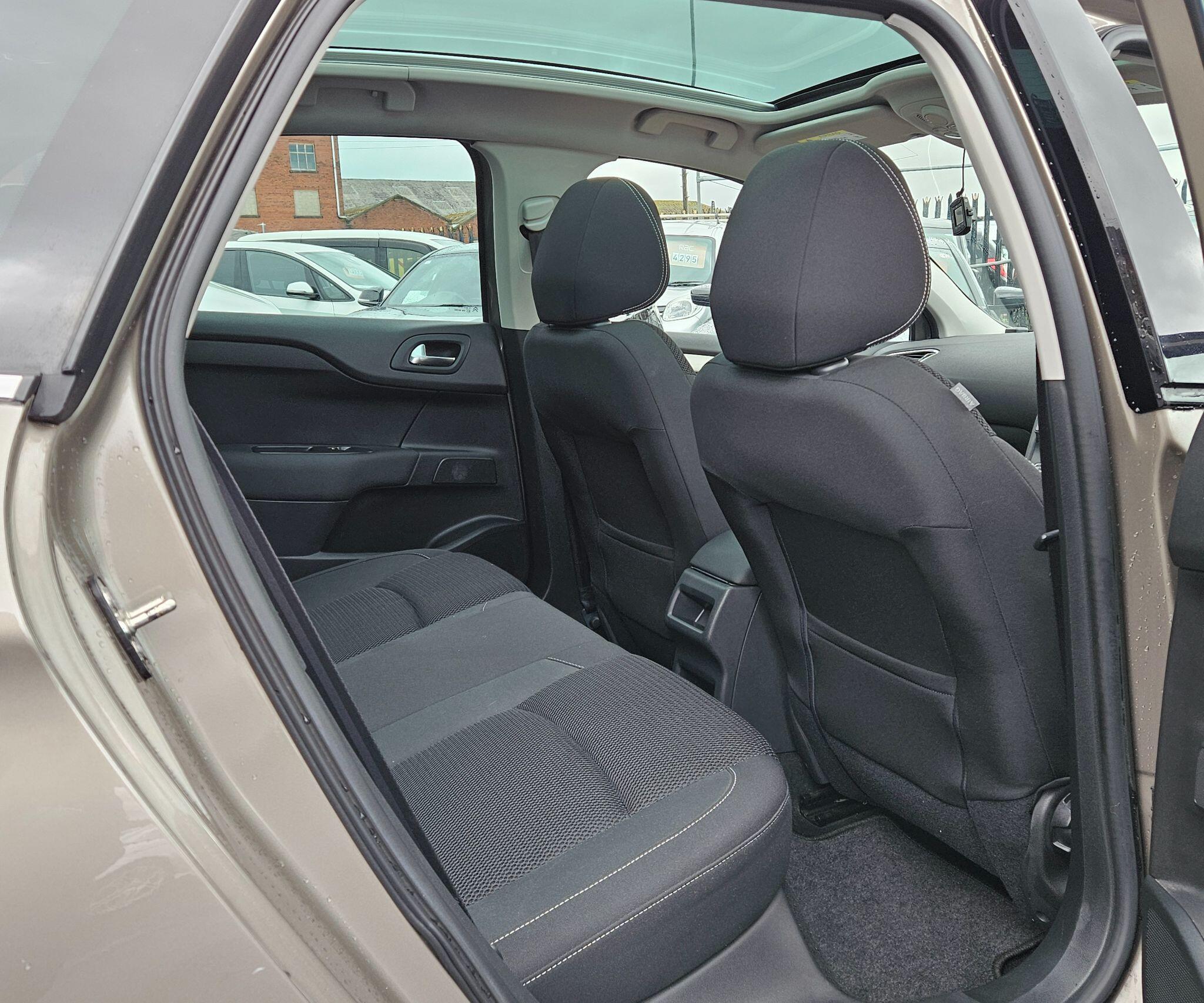 Citroen C4 - Image 12