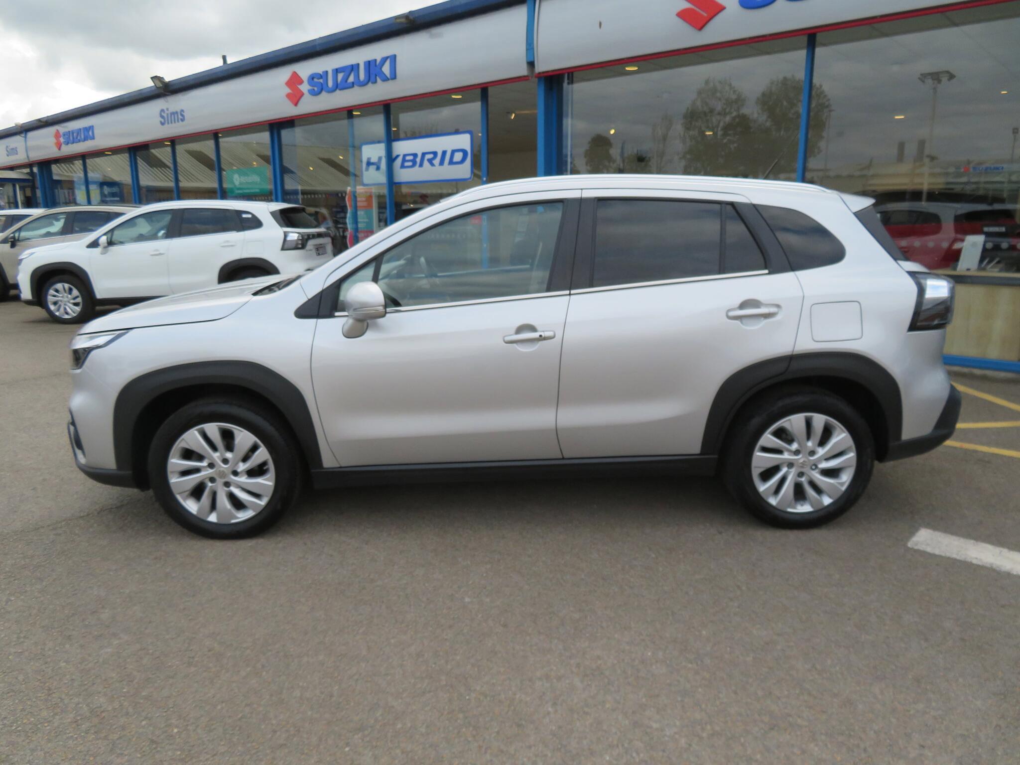 Suzuki S-Cross - Image 12