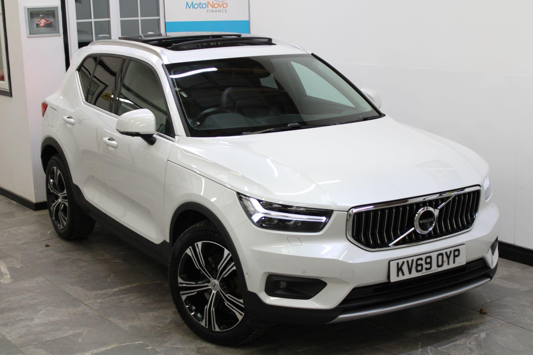Volvo XC40 - Image 2