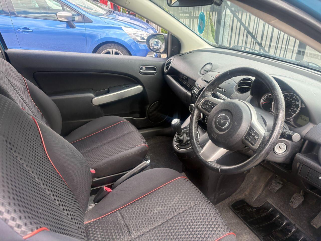 Mazda MAZDA2 - Image 11