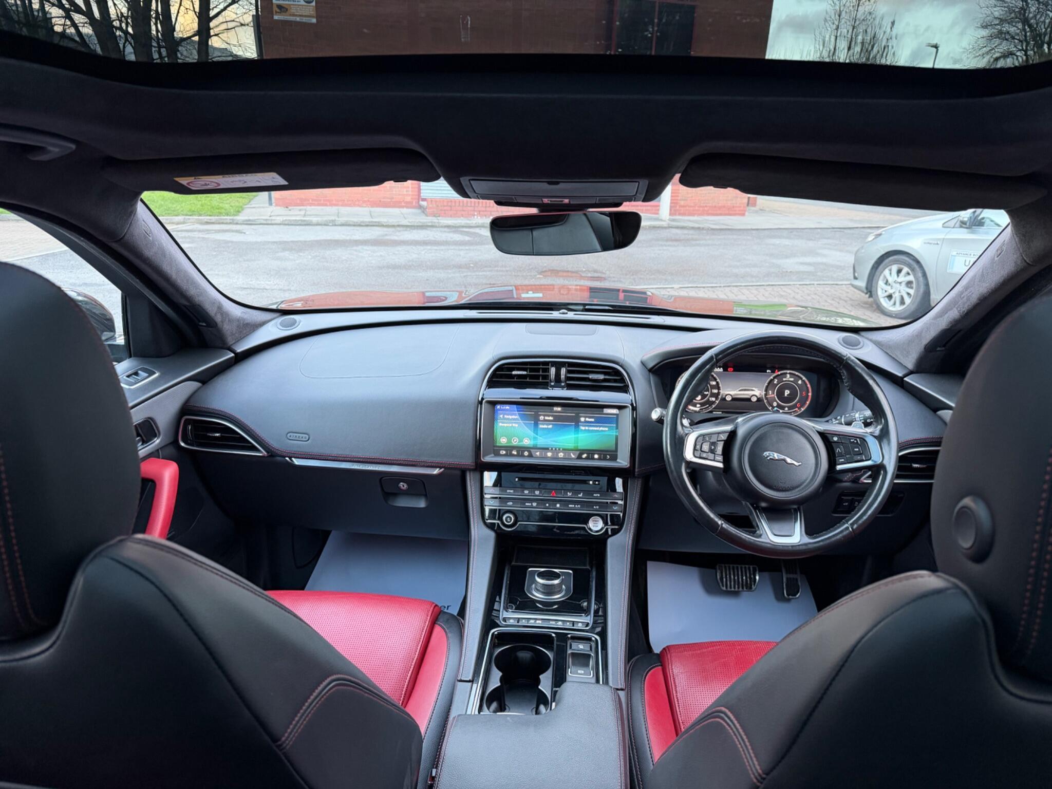 Jaguar F-Pace - Image 58