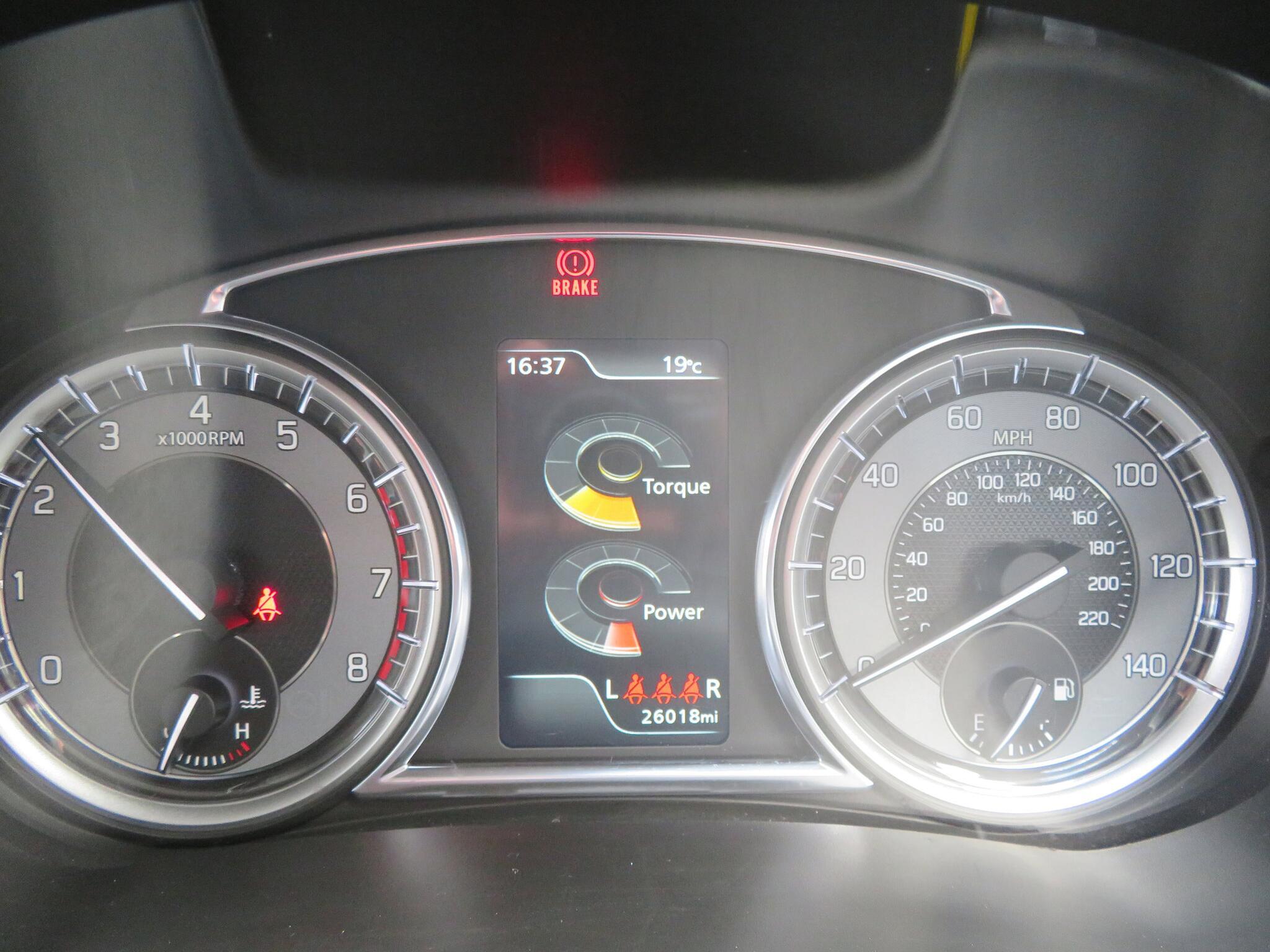 Suzuki Vitara - Image 18