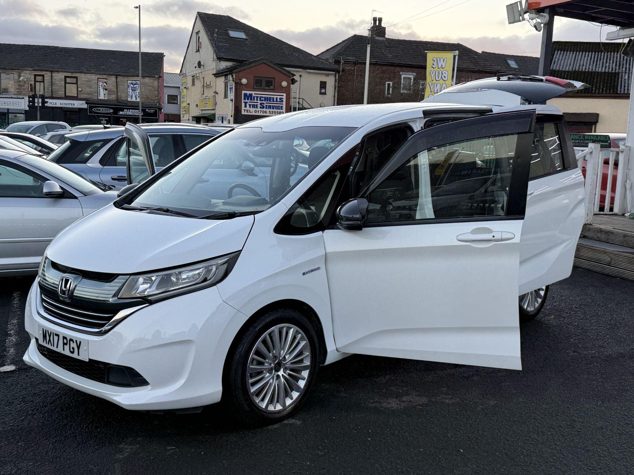 Honda Freed - Image 22