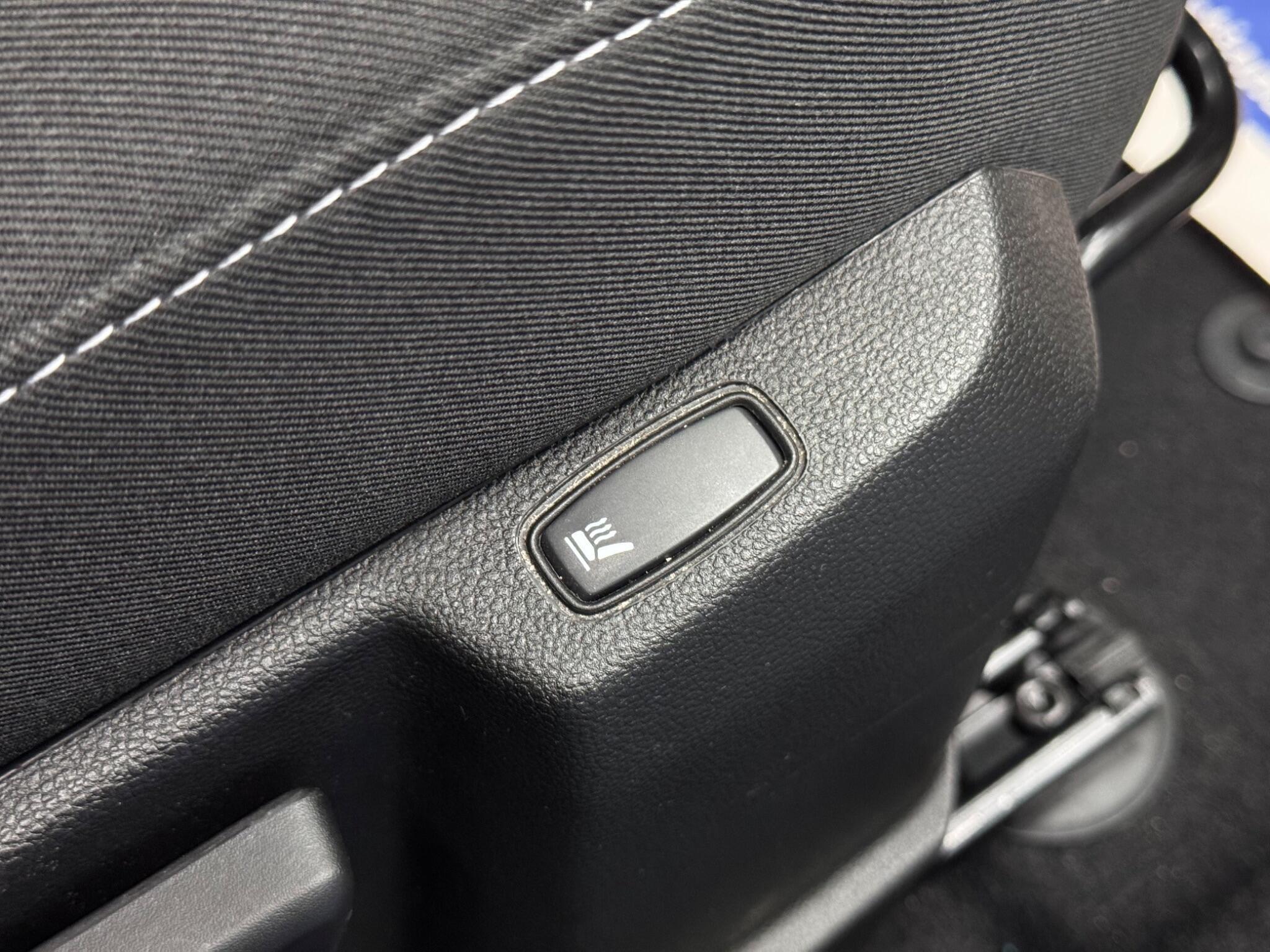 Dacia Duster - Image 38