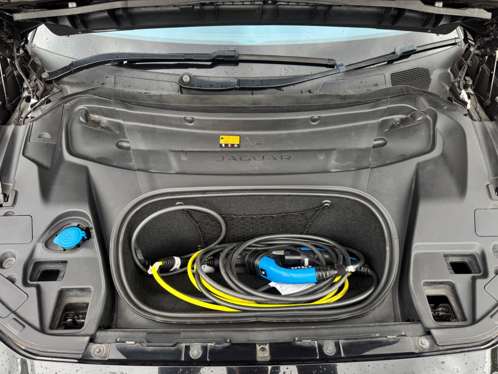 Jaguar I-Pace - Image 22