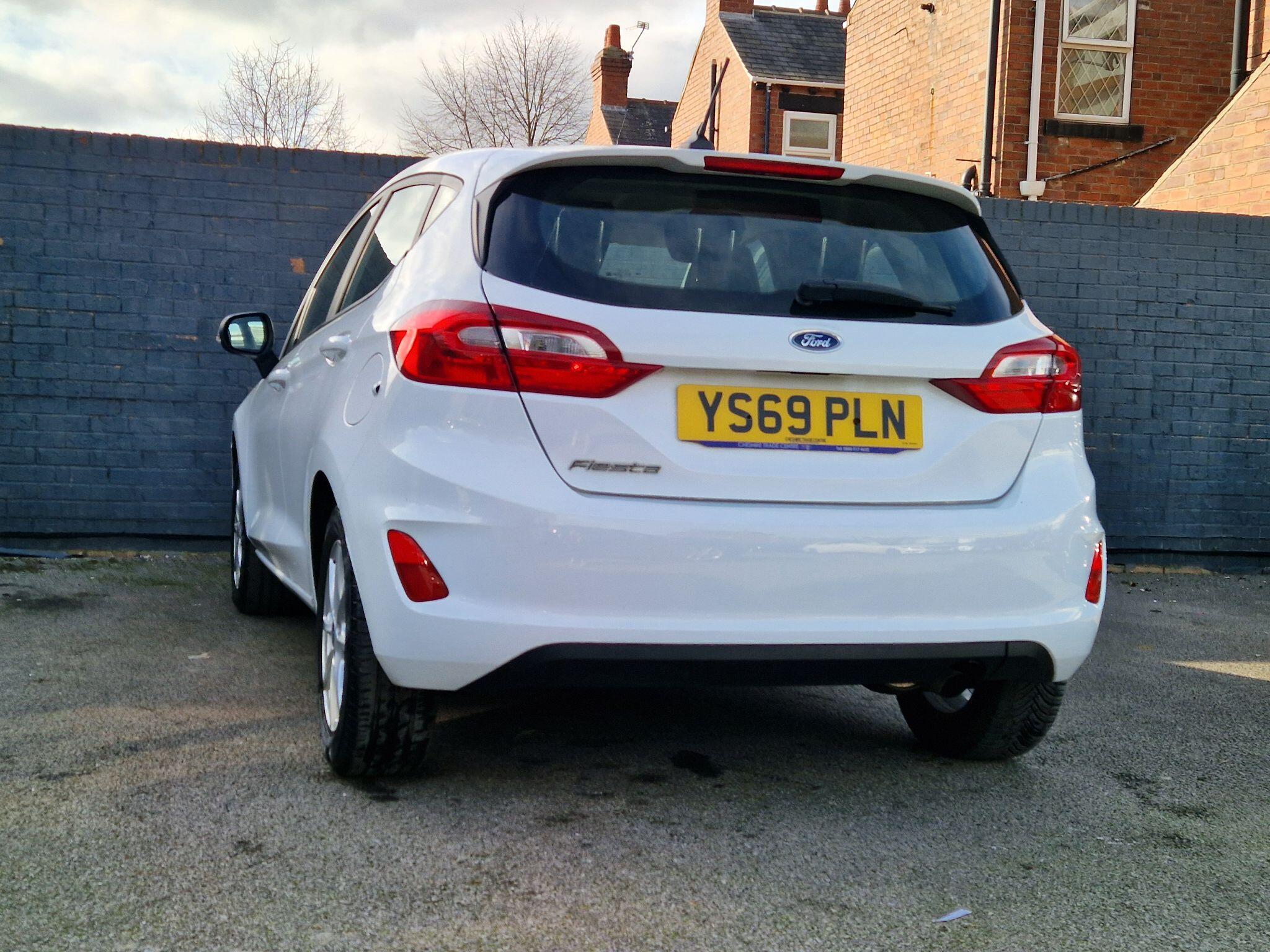 Ford Fiesta - Image 23