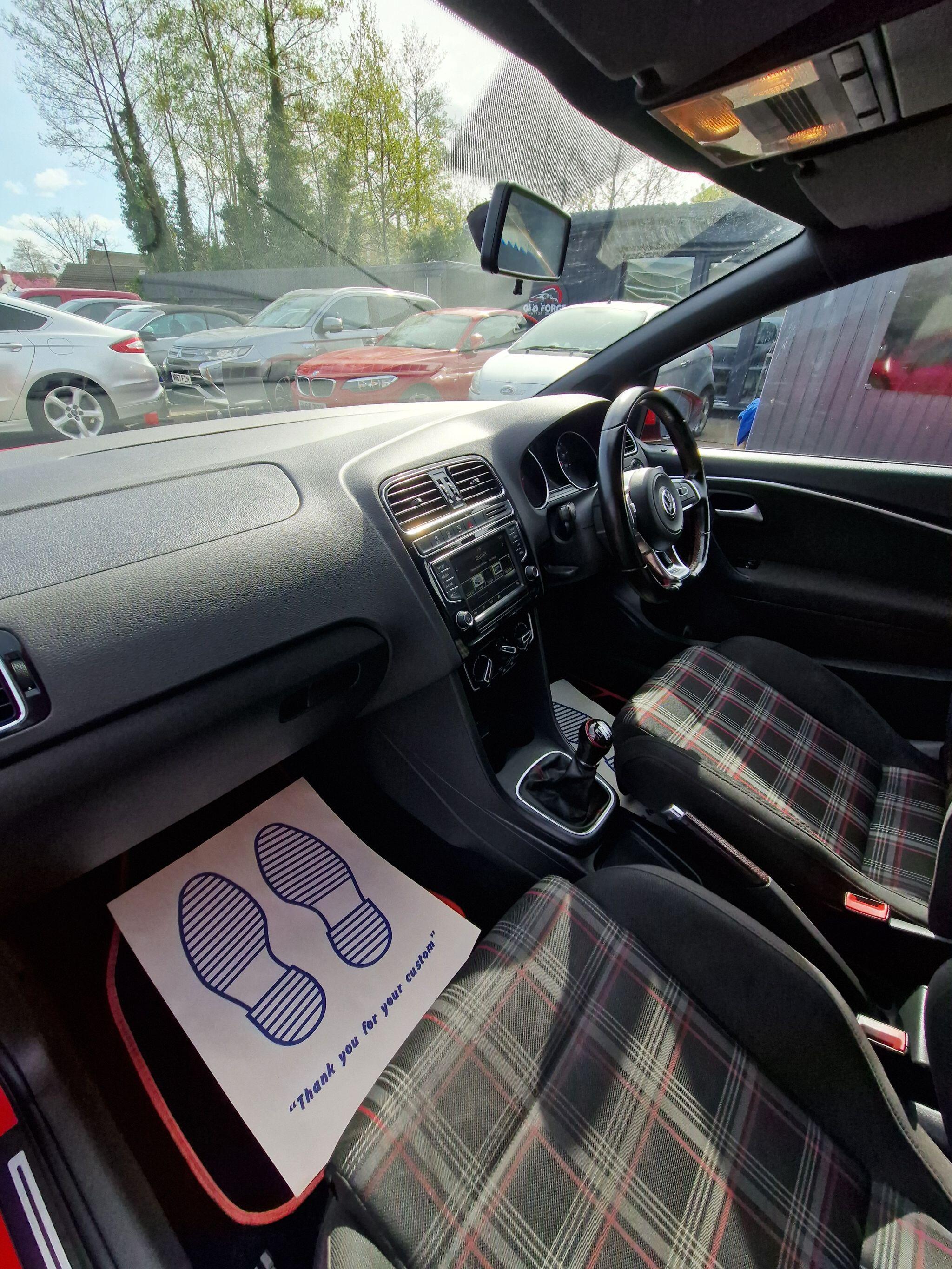 Volkswagen Polo - Image 35