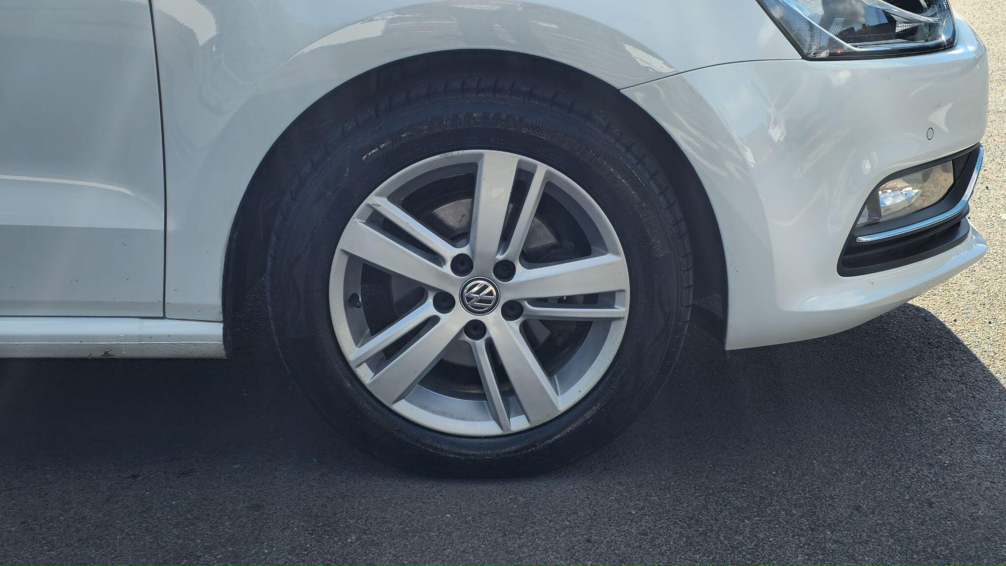 Volkswagen Polo - Image 4