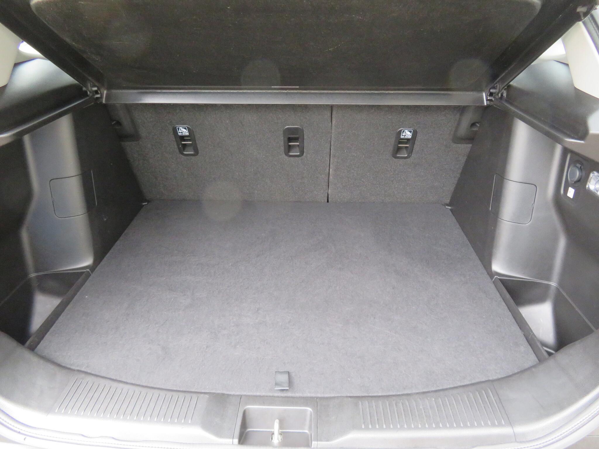 Suzuki S-Cross - Image 8
