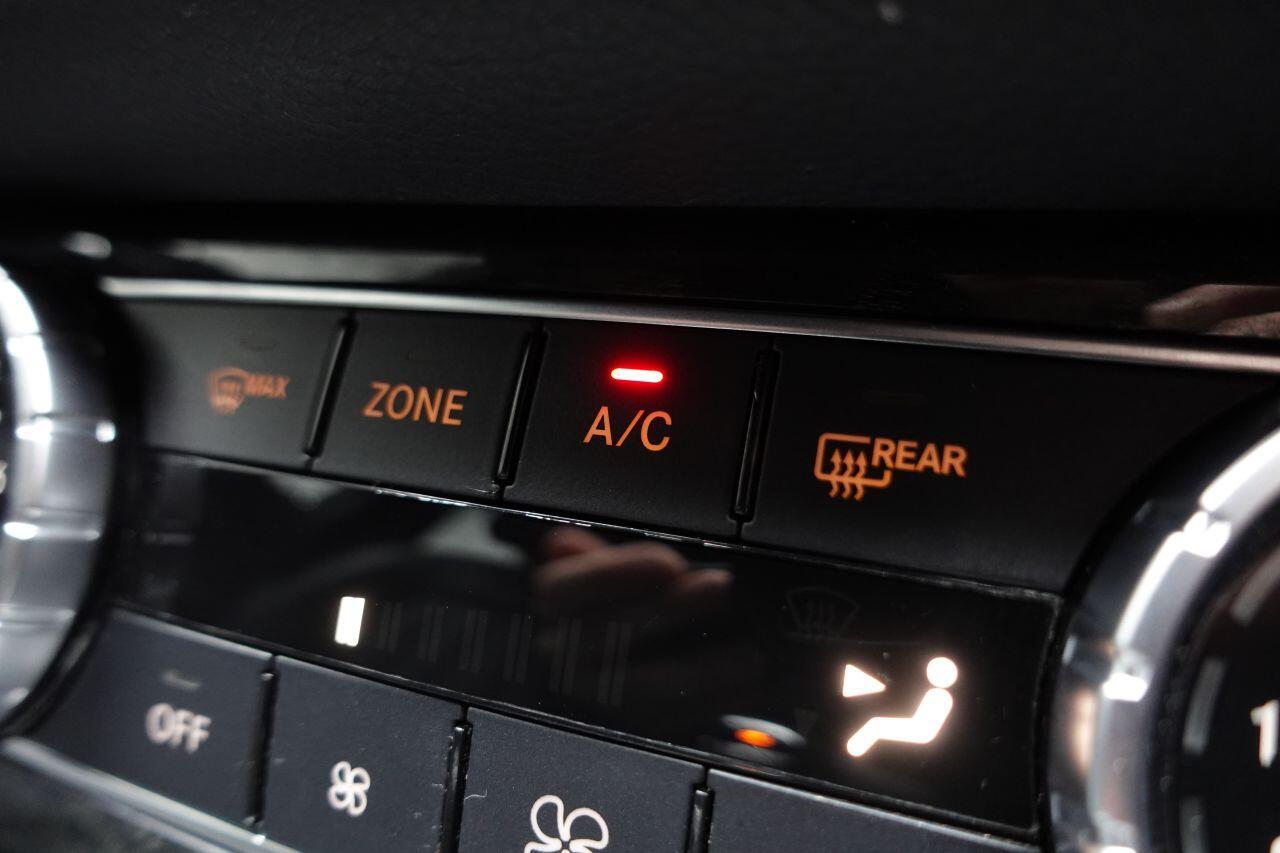 Mercedes CLS Class - Image 42