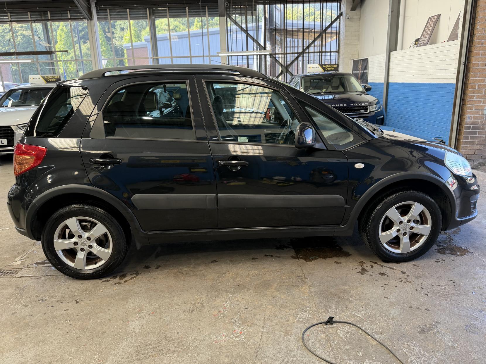Suzuki SX4 - Image 7