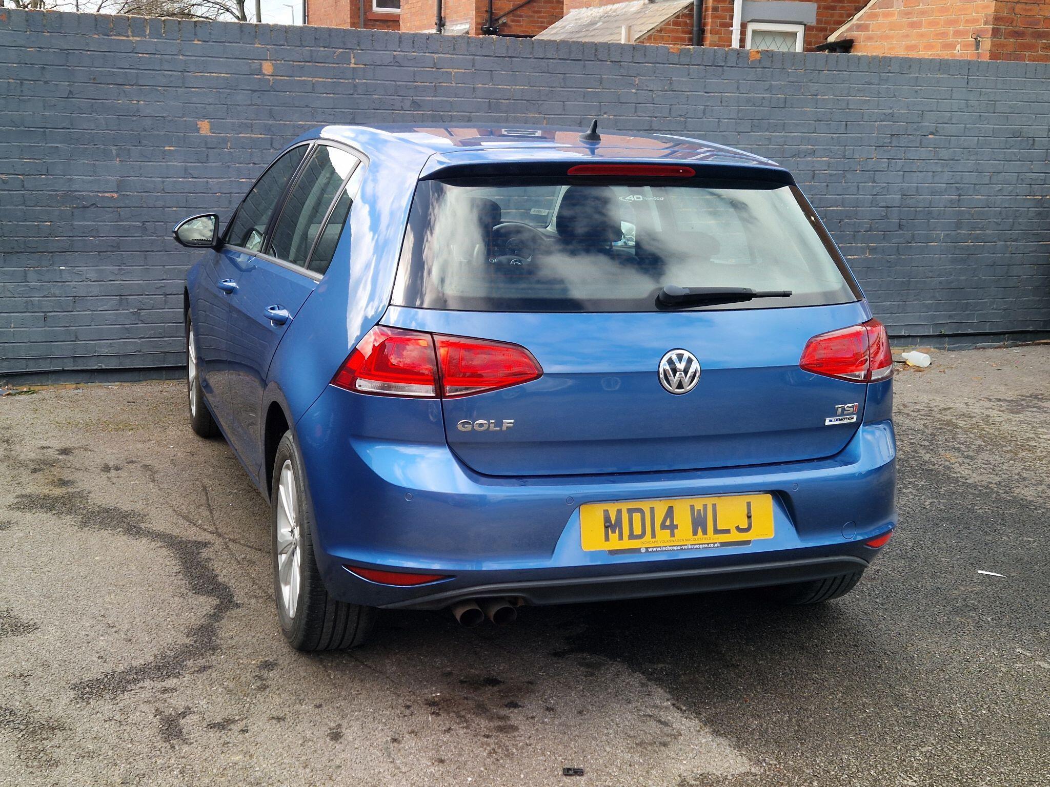 Volkswagen Golf - Image 8