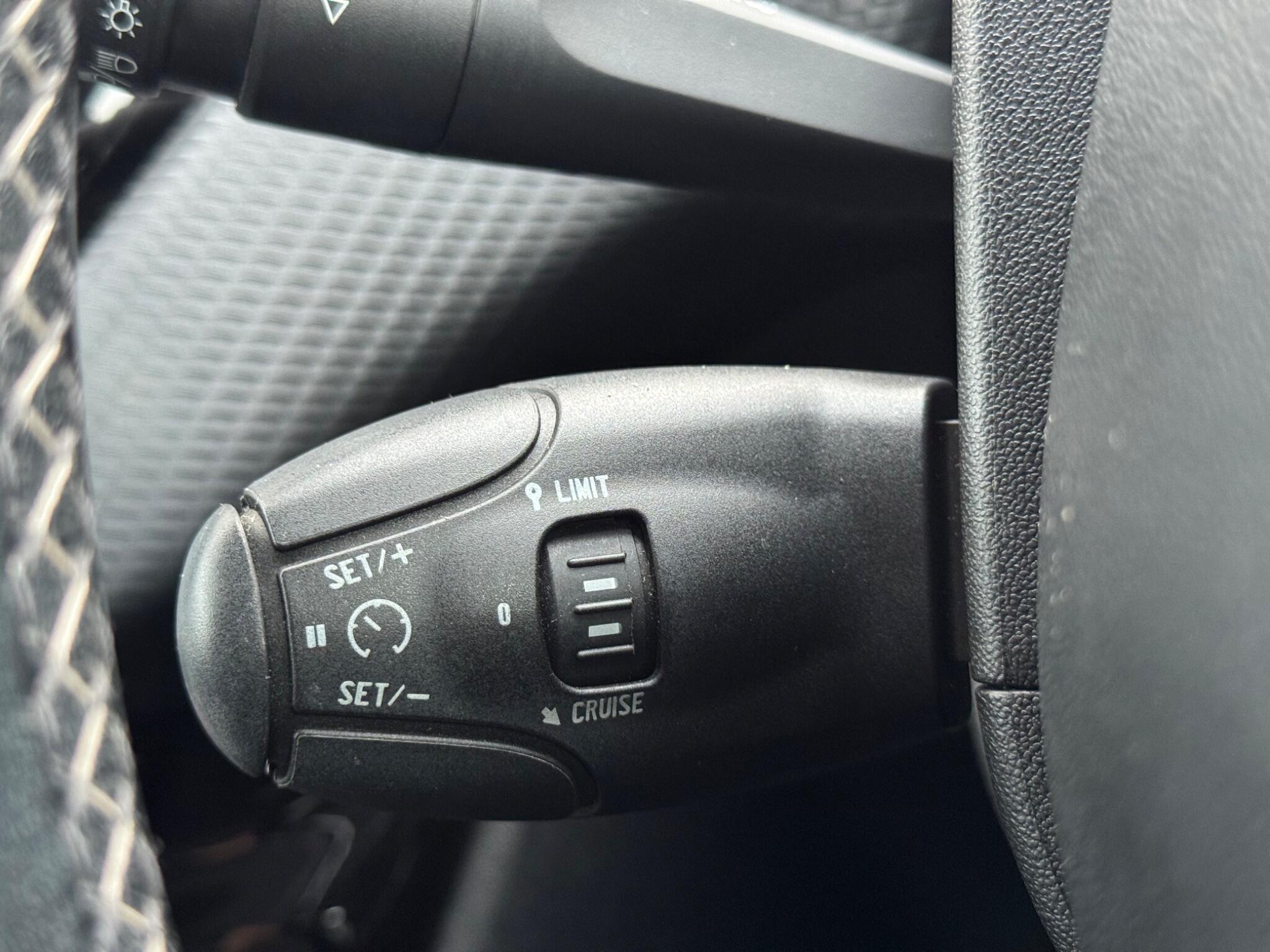 Peugeot 2008 - Image 39