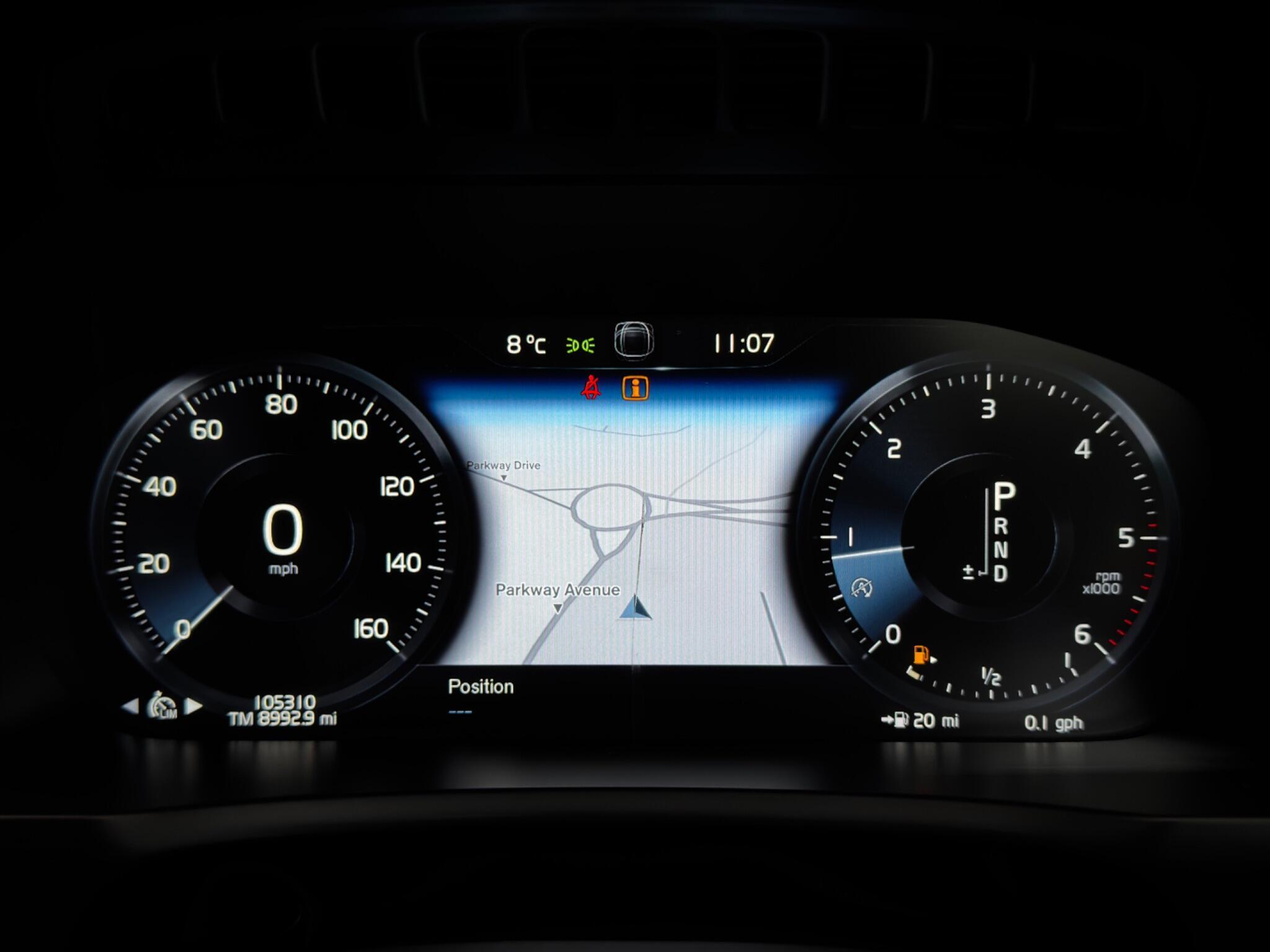 Volvo XC90 - Image 23