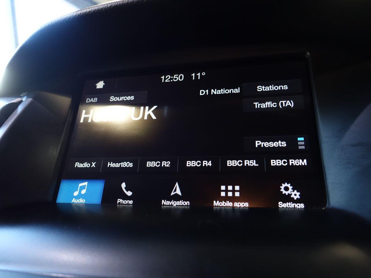 Ford Focus - Image 29