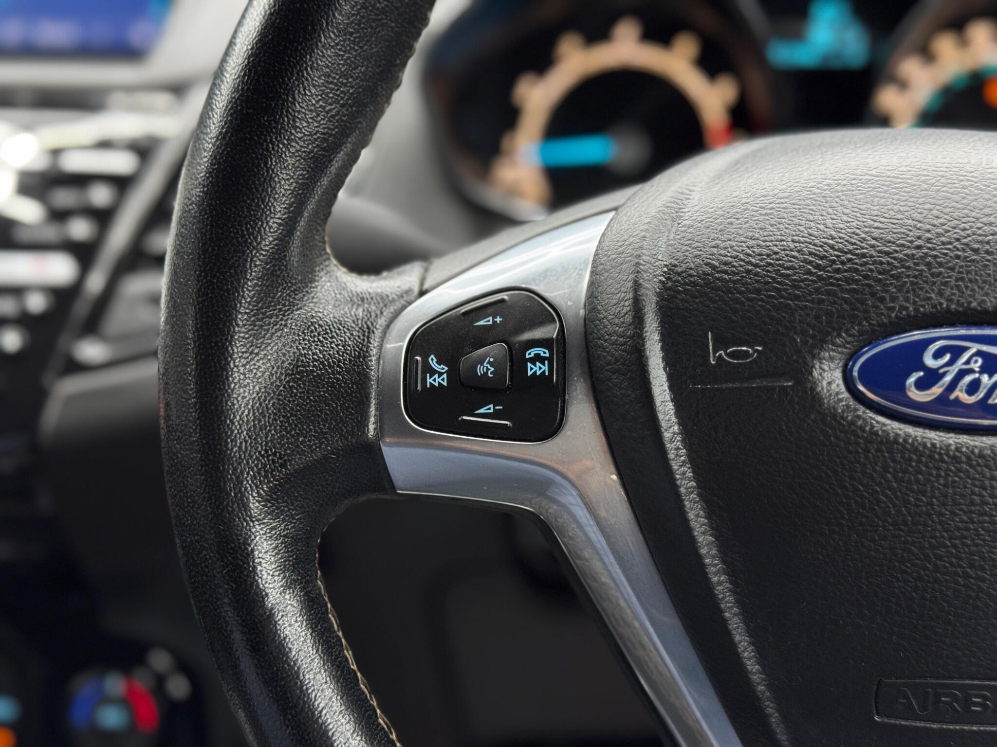 Ford Fiesta - Image 19