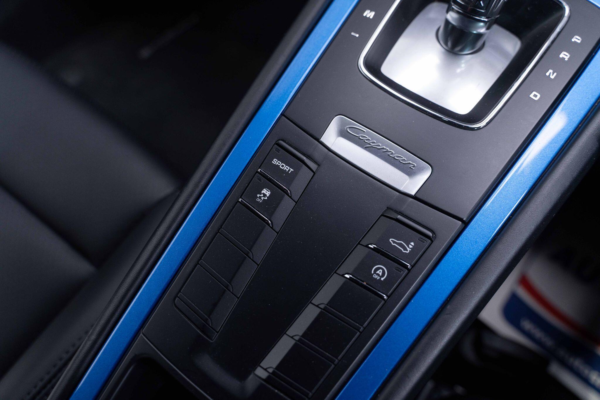 Porsche Cayman - Image 19