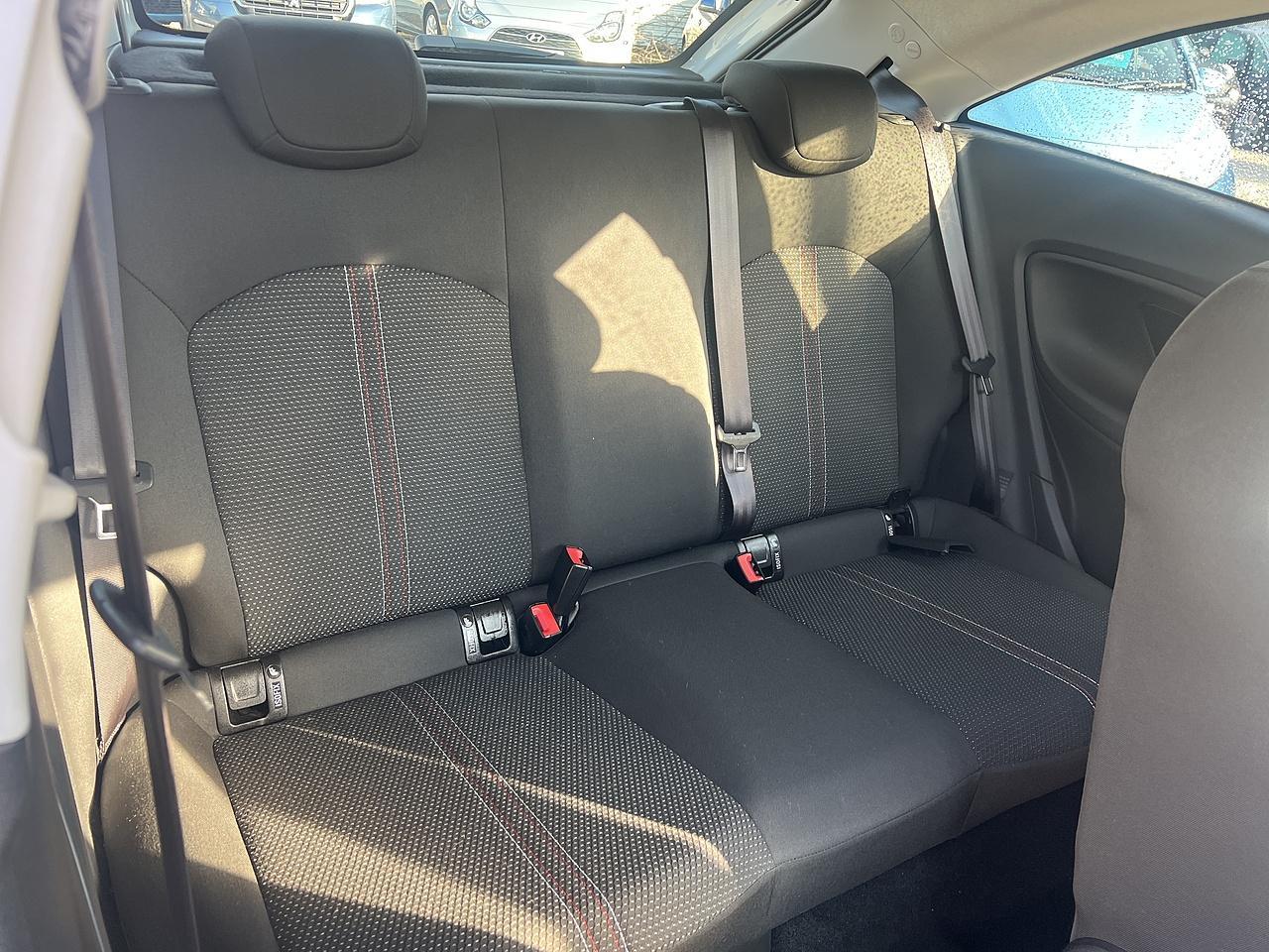 Vauxhall Corsa - Image 17
