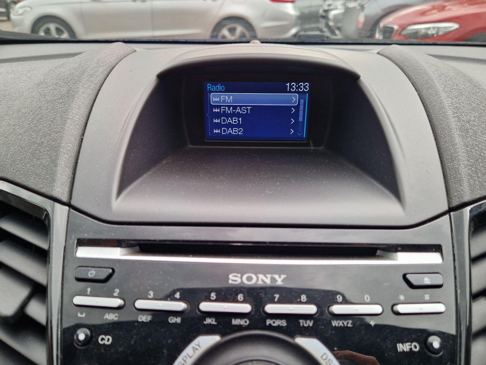 Ford Fiesta - Image 43