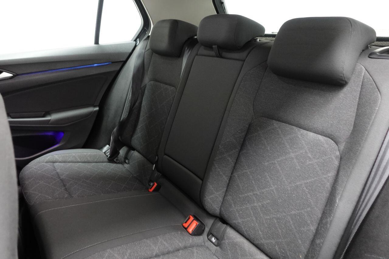 Volkswagen Golf - Image 20