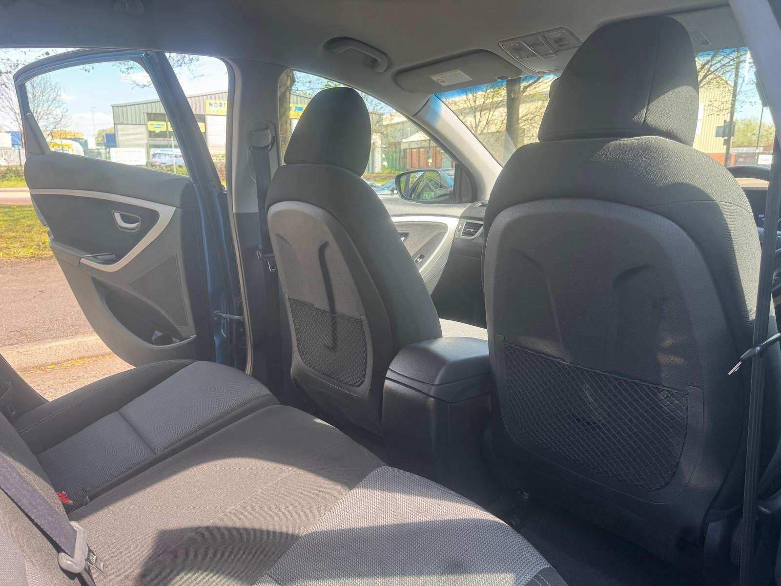 Hyundai i30 - Image 28