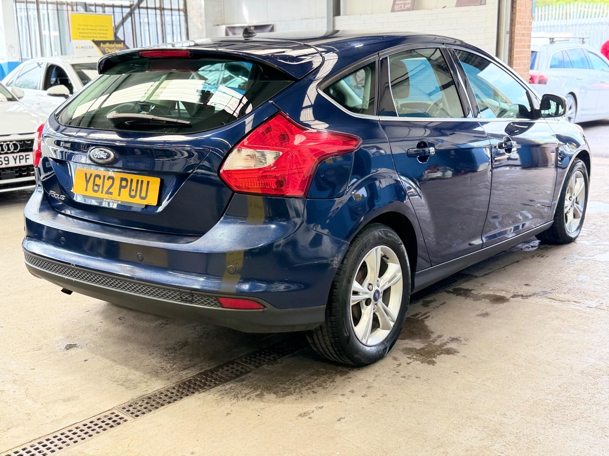 Ford Focus - Image 7