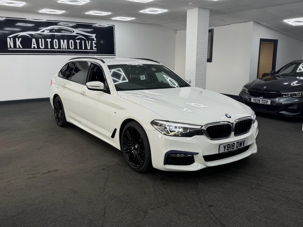 BMW 5 Series - Image 10