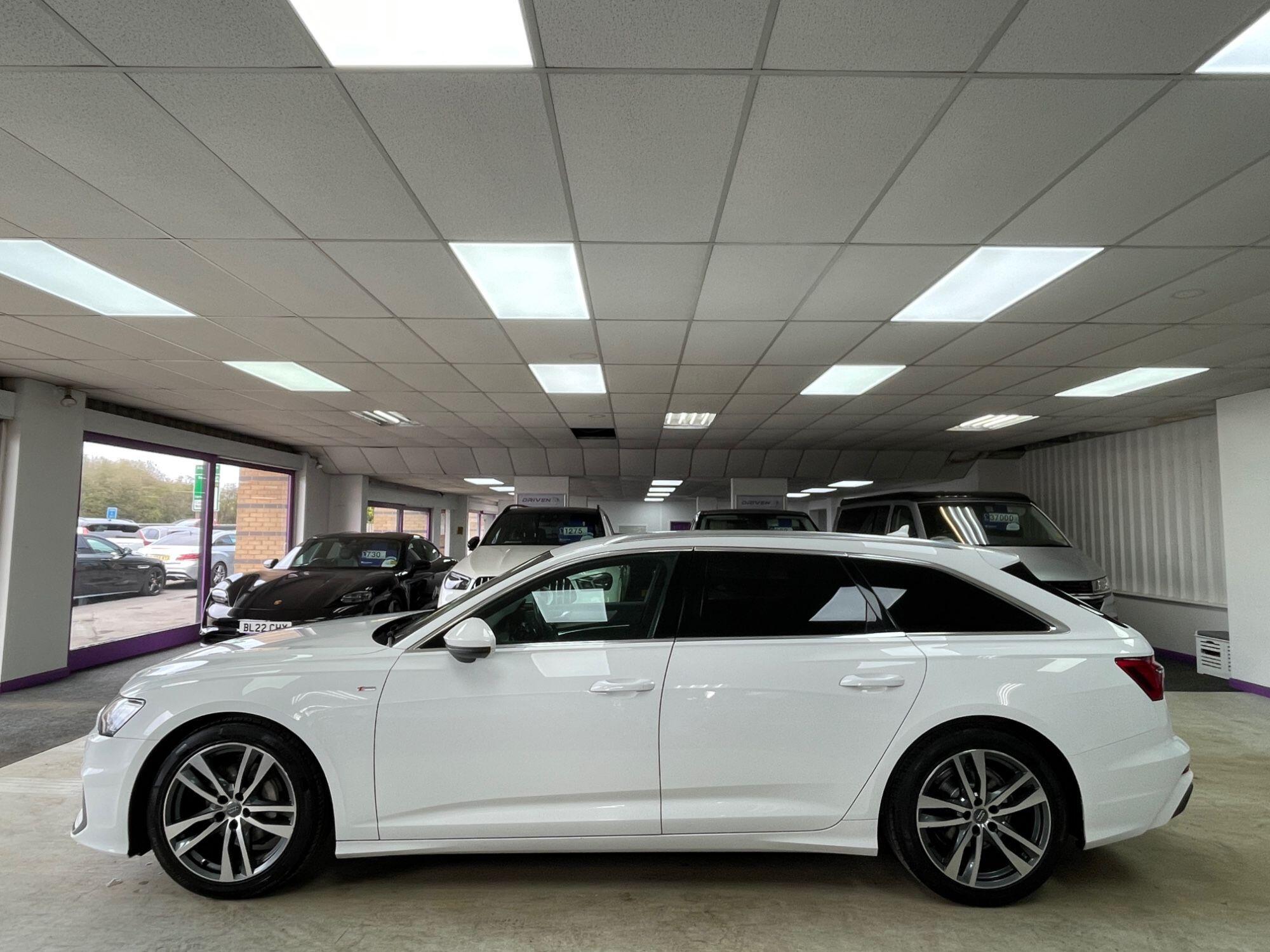 Audi A6 Avant - Image 13