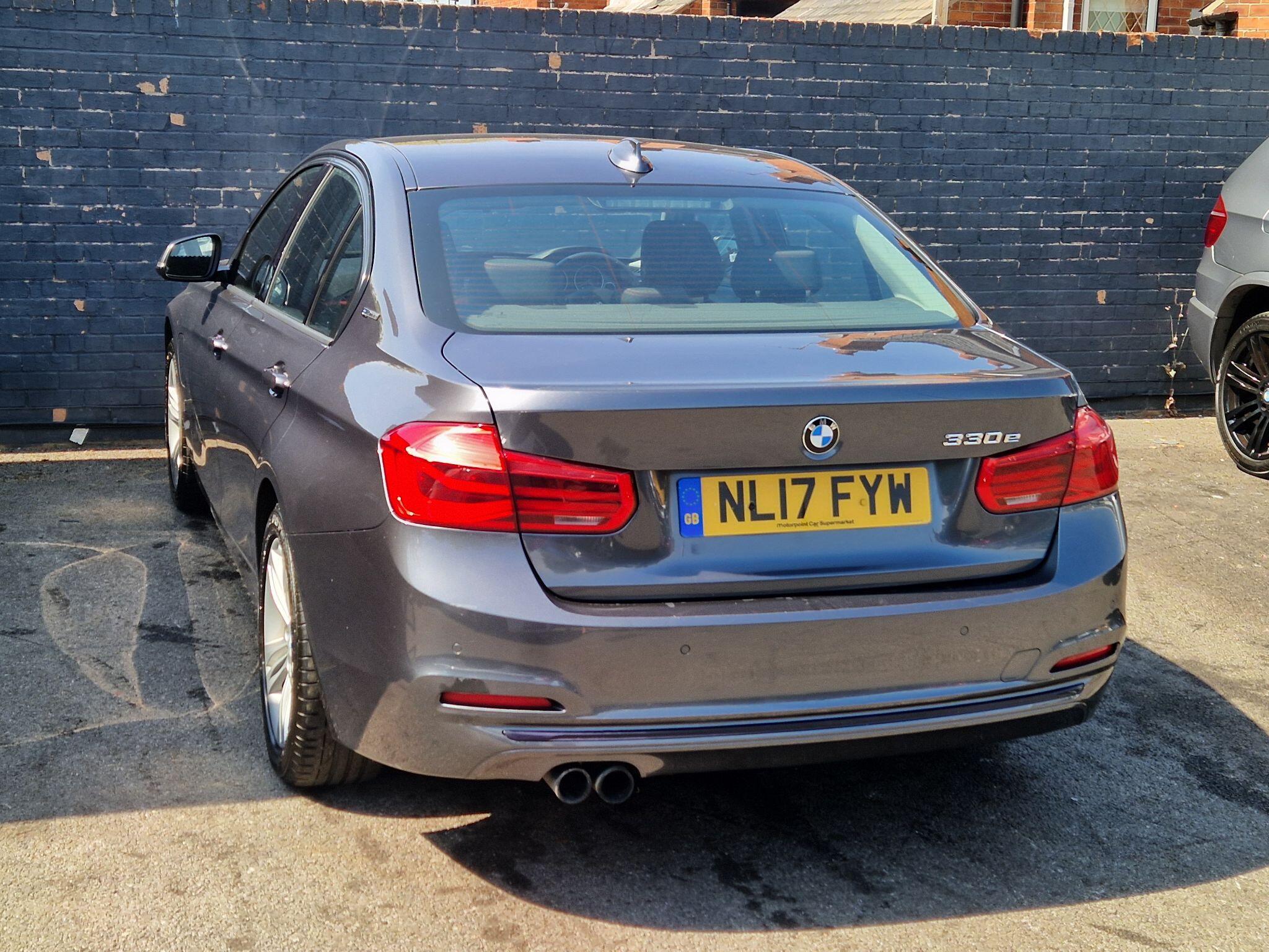 BMW 3 Series - Image 5