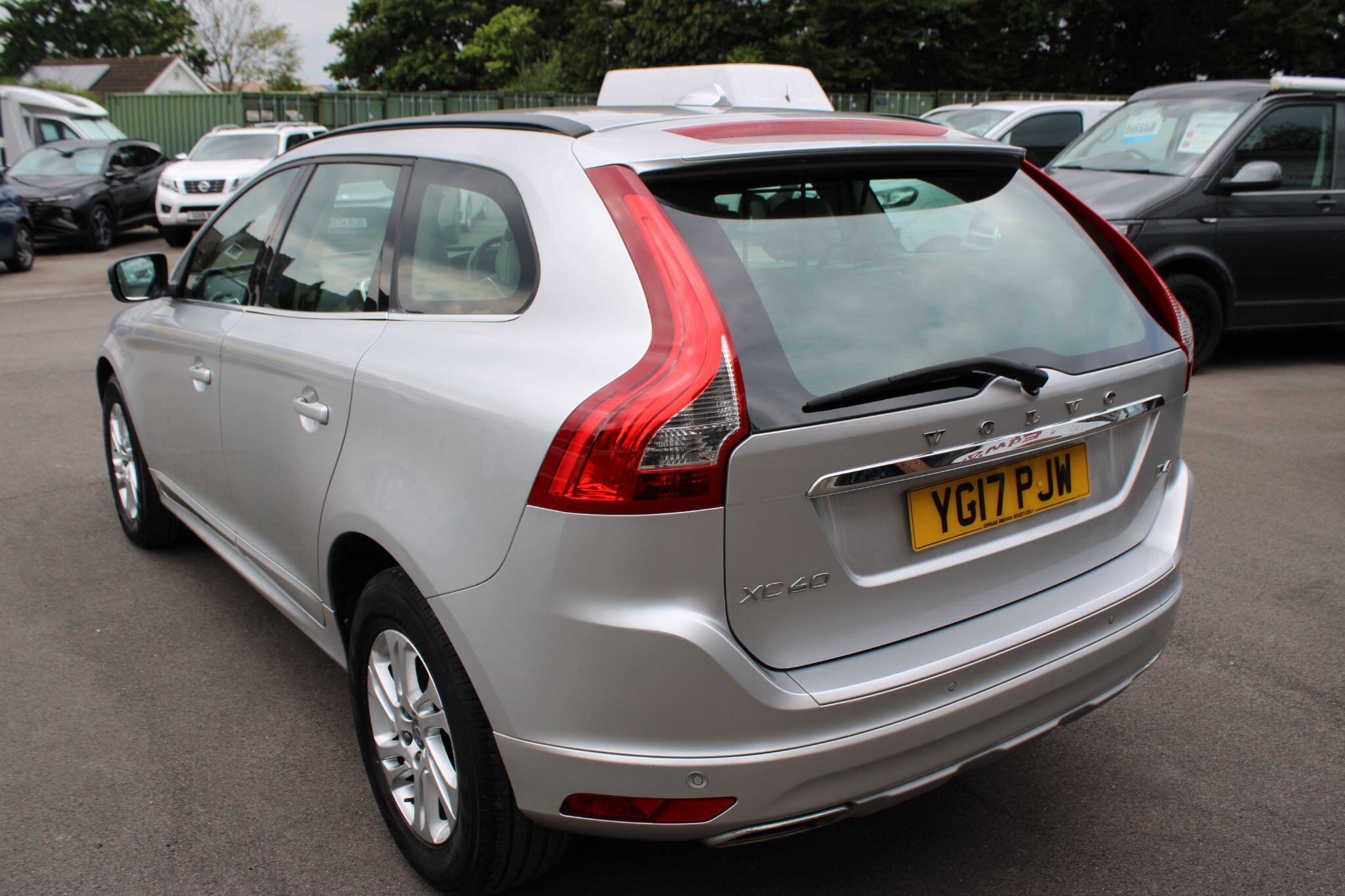 Volvo XC60 - Image 3