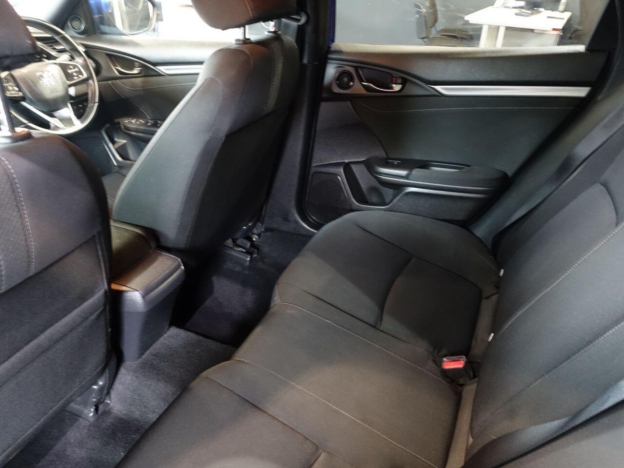 Honda Civic - Image 16