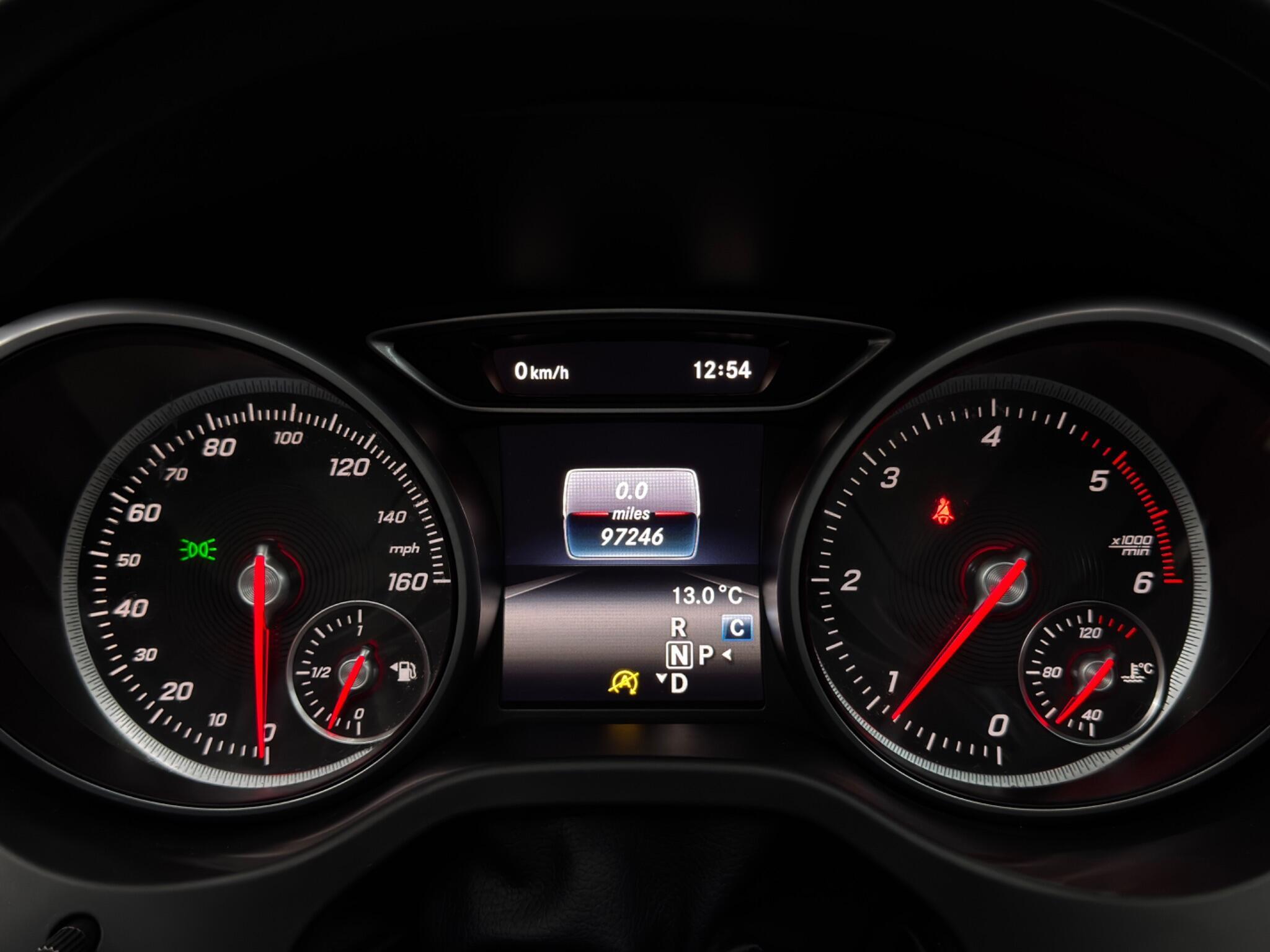 Mercedes GLA - Image 22