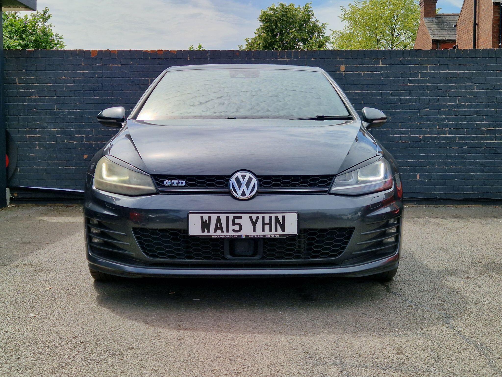 Volkswagen Golf - Image 17