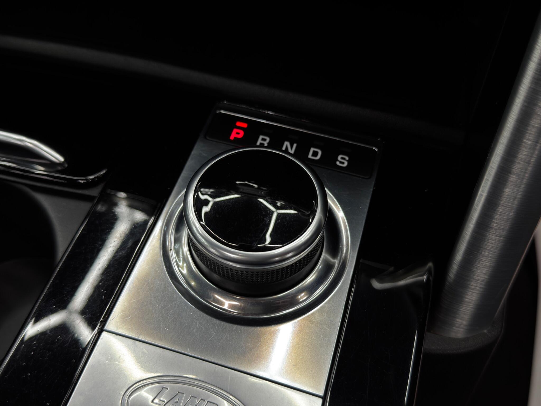 Land Rover Discovery - Image 30