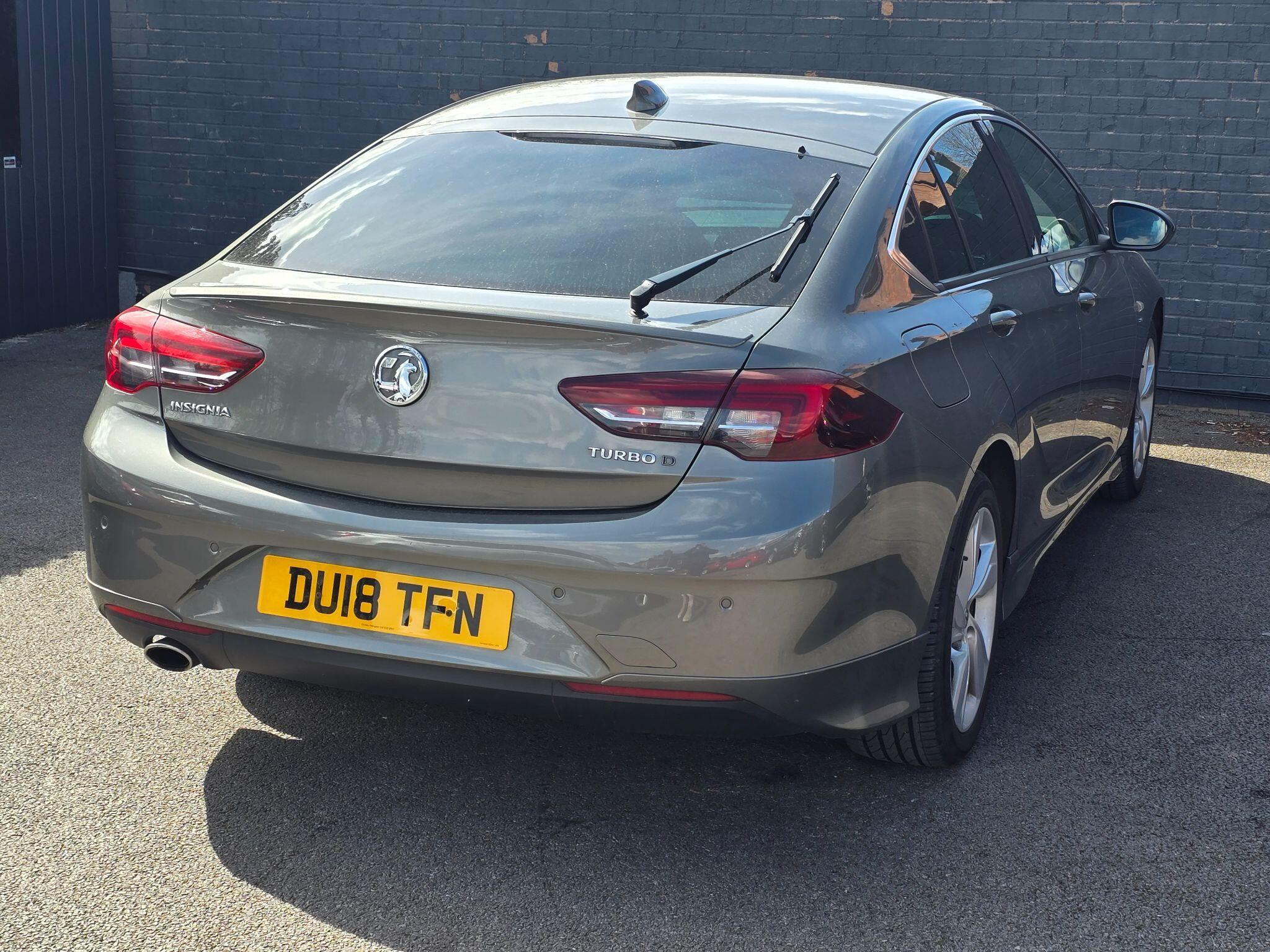 Vauxhall Insignia - Image 10